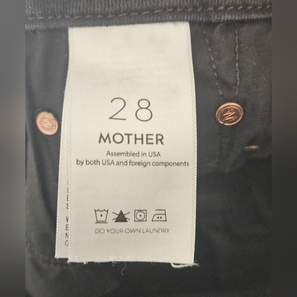MOTHER Looker Ankle Fray Jeans - Picture 14 of 16